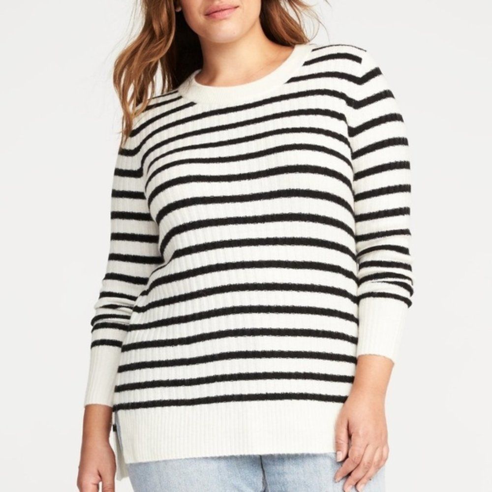 Old Navy White Black Ribbed Knit Crew Sweater Sz M
